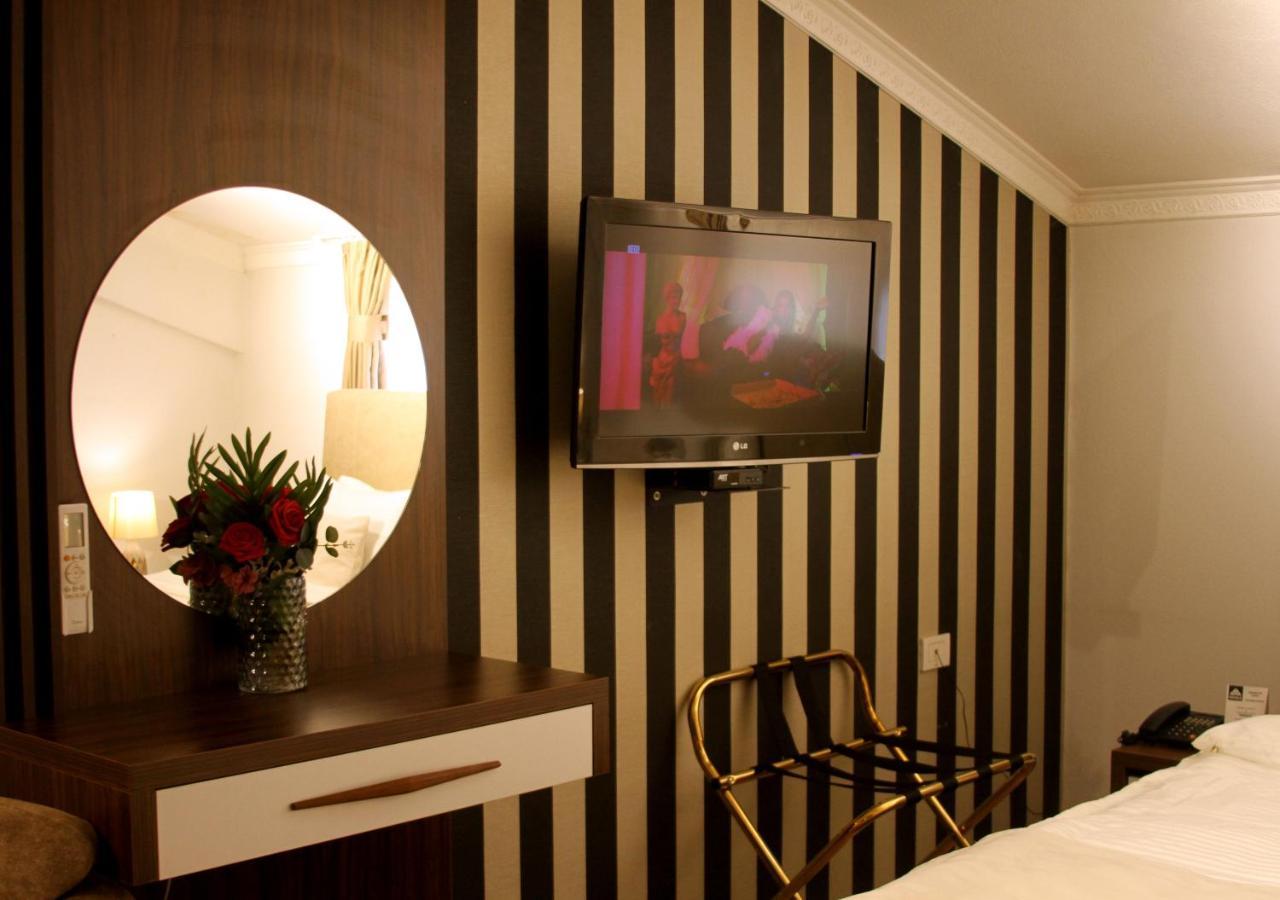 Hotel Driada Gjakova Kültér fotó