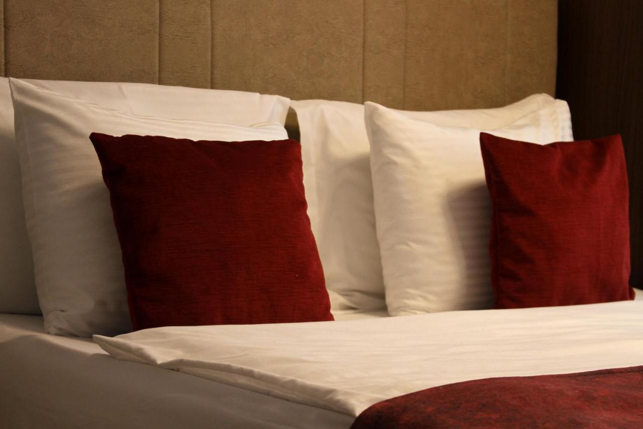 Hotel Driada Gjakova Kültér fotó