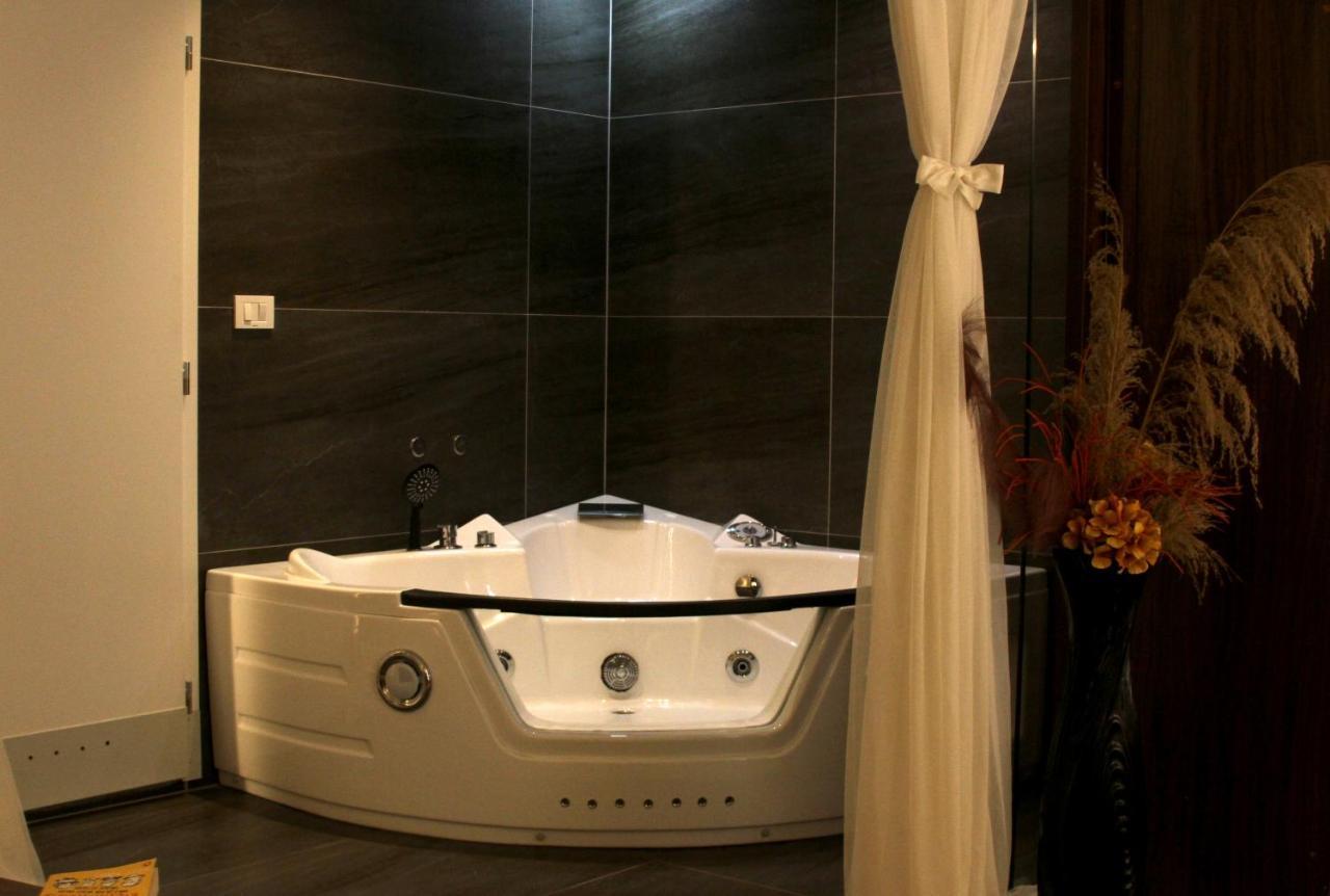 Hotel Driada Gjakova Kültér fotó