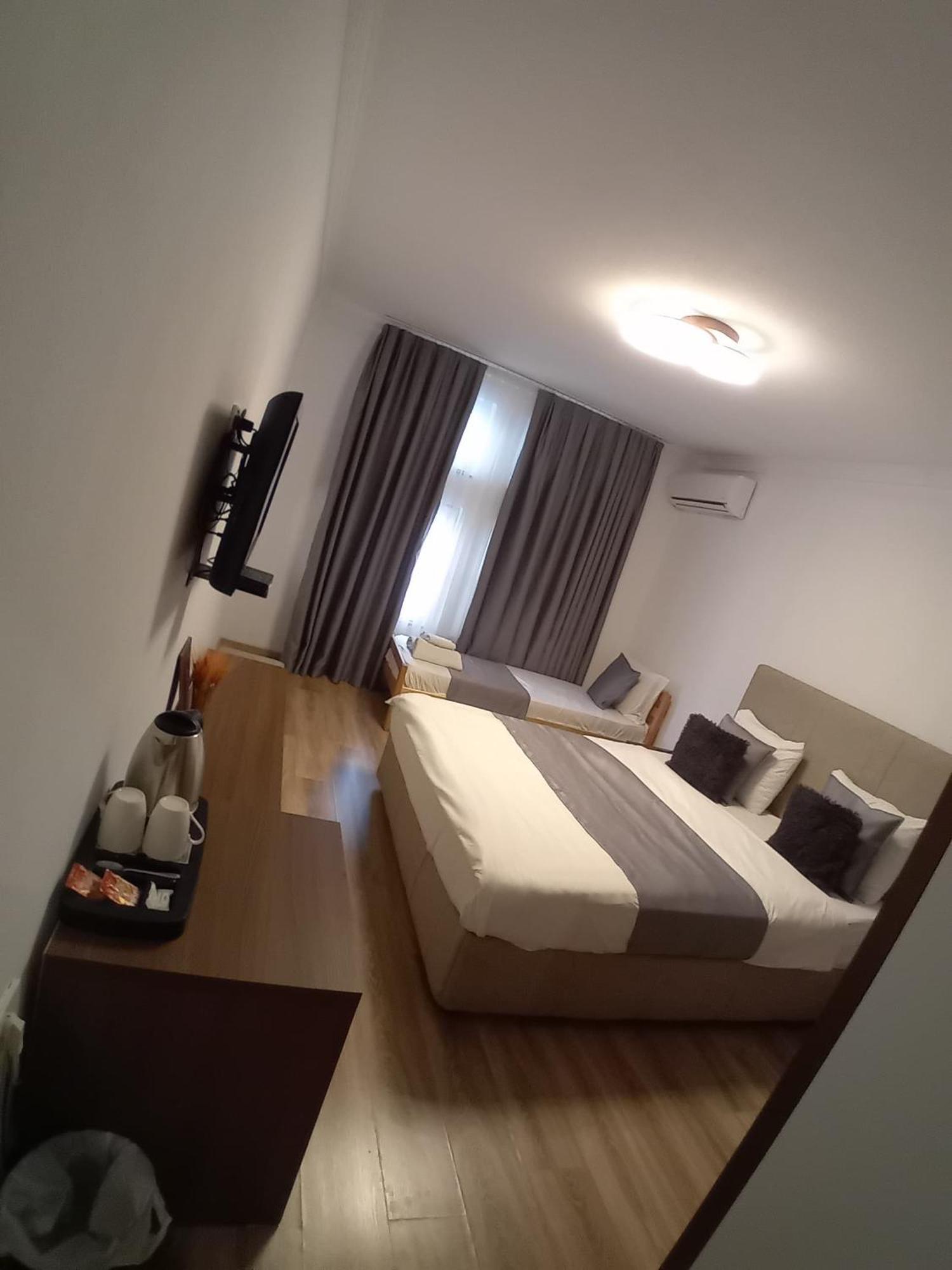 Hotel Driada Gjakova Kültér fotó
